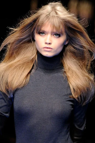 Look 4